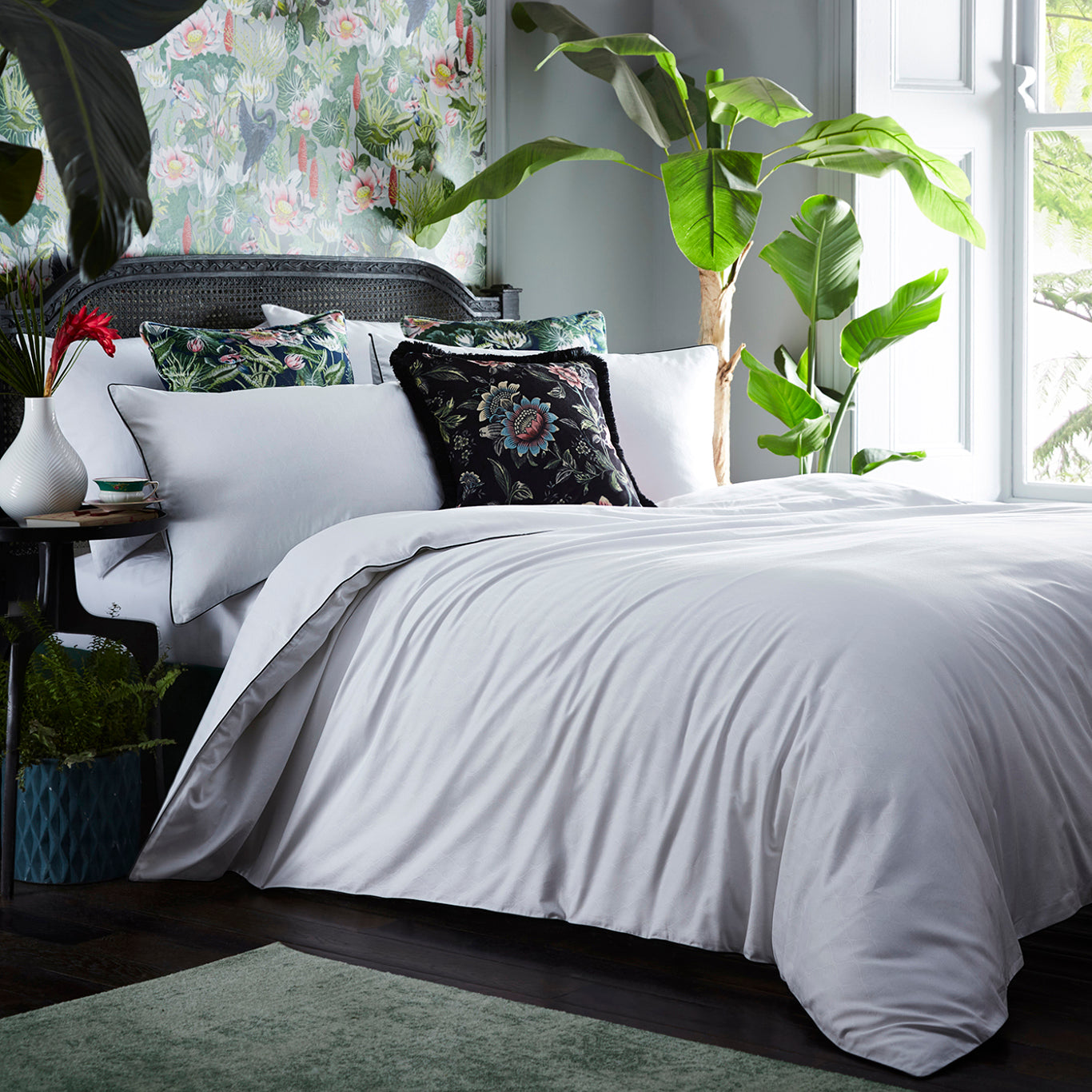 Folia Duvet Set - White