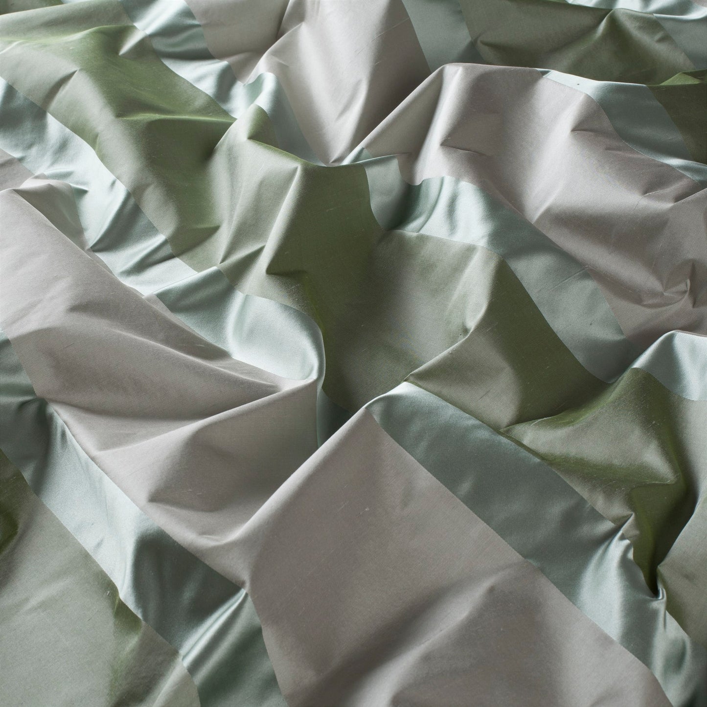 Aloro Fabric