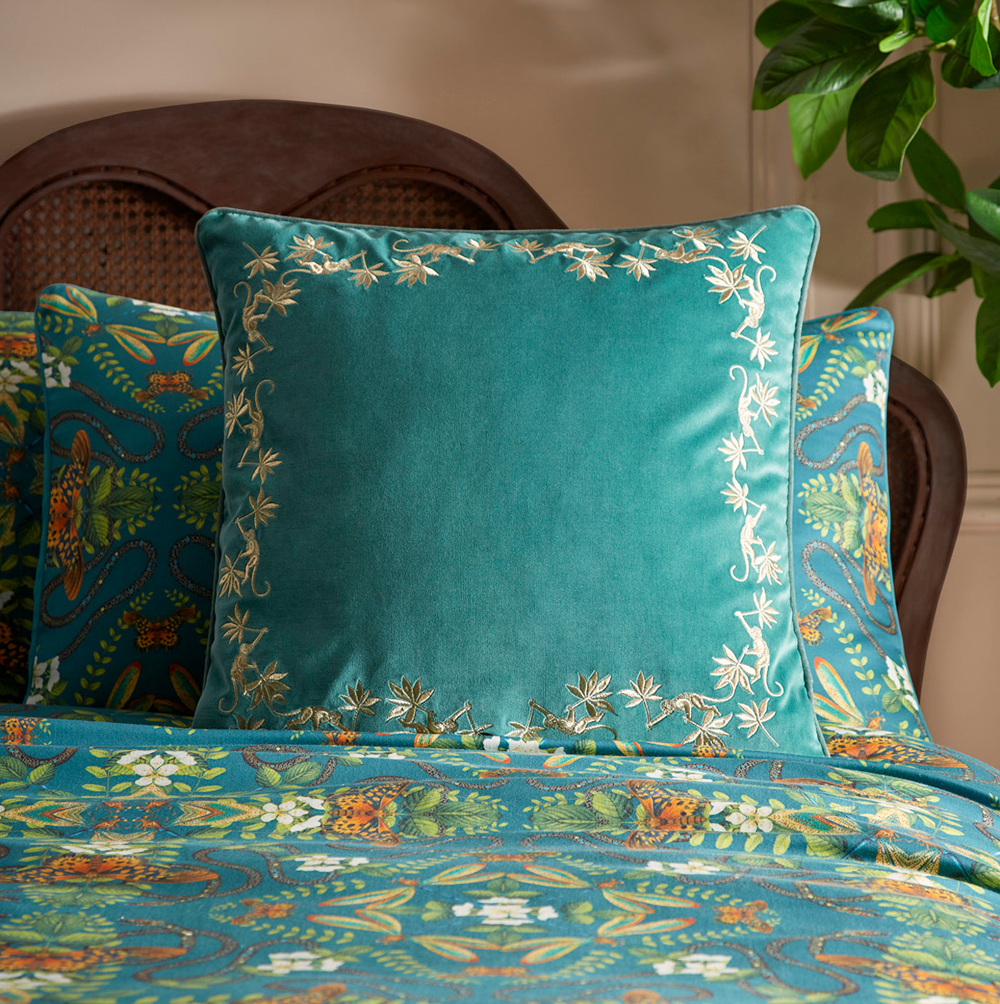 Sapphire Garden Cushion - Seagrass