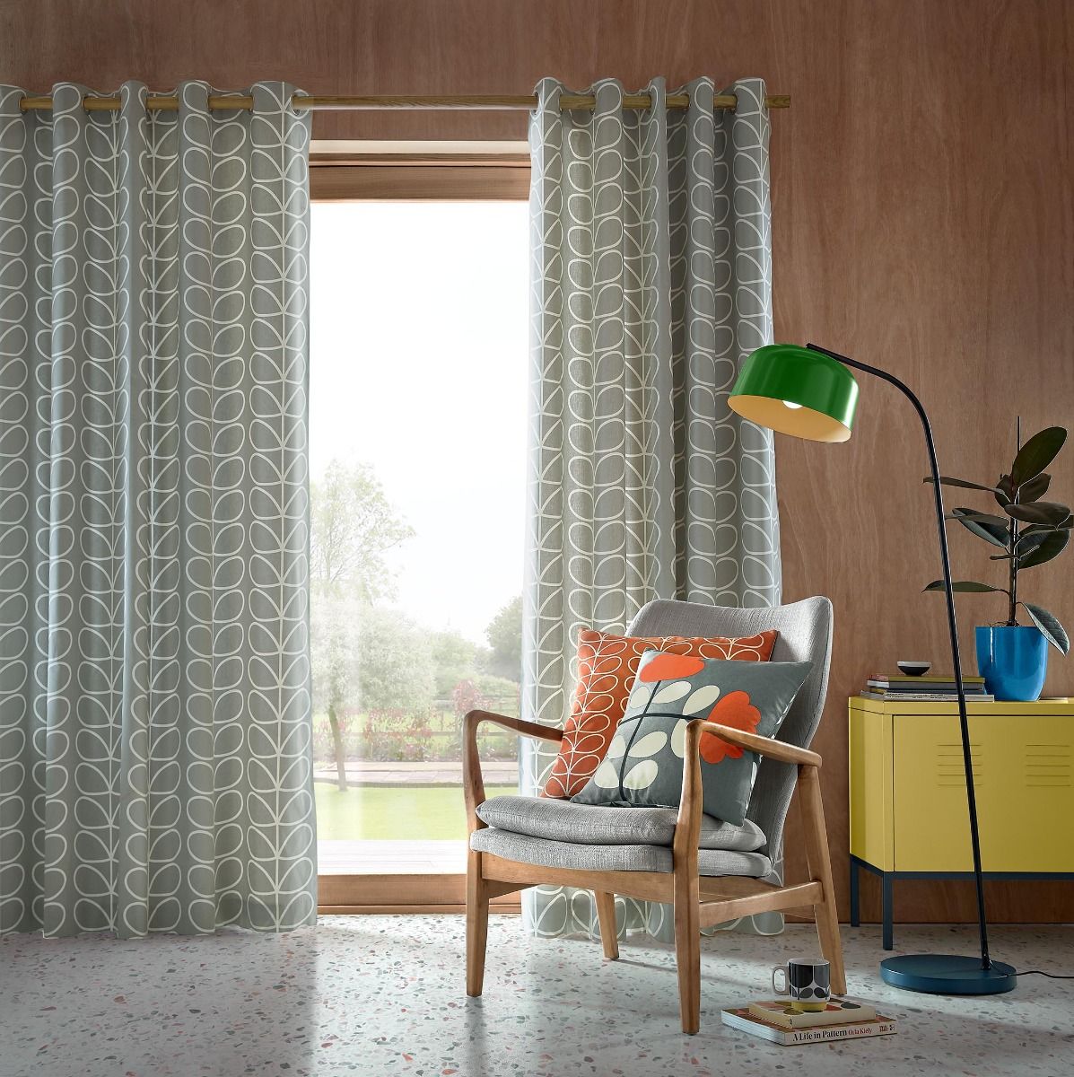 Linear Stem Eyelet Curtains - Silver