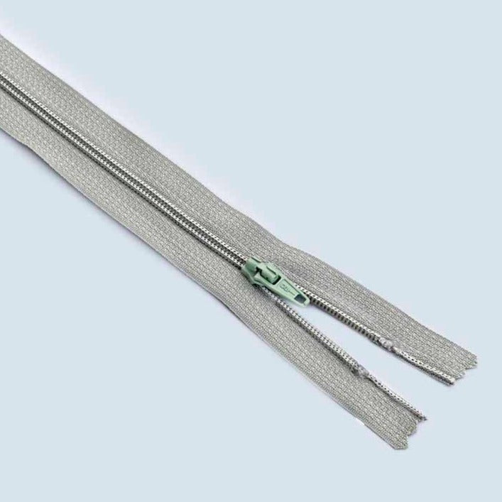 Closed End Zip (56cm length) - Apple