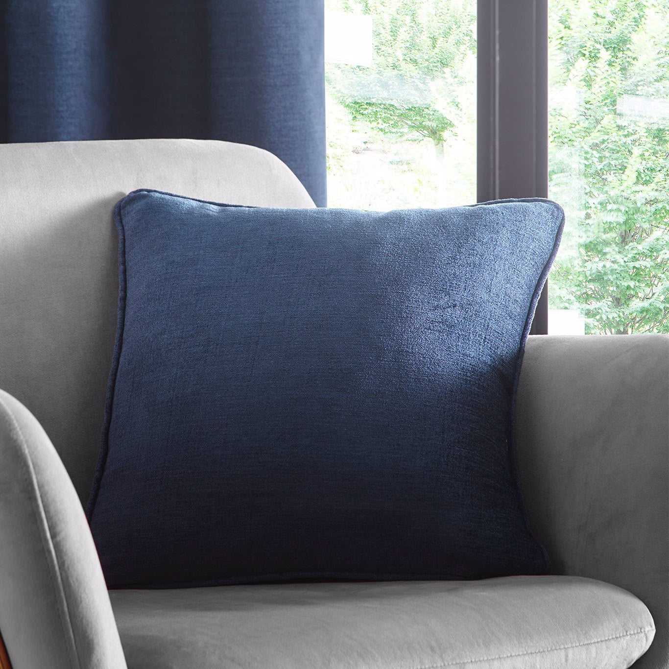 Arezzo Cushion - Midnight